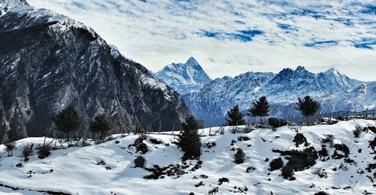 Best Places to Watch Sunrise and Sunset in Uttarakhand