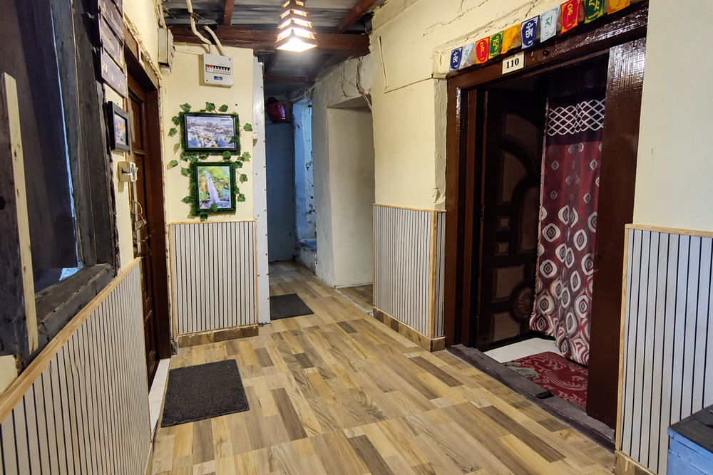 Gallery image