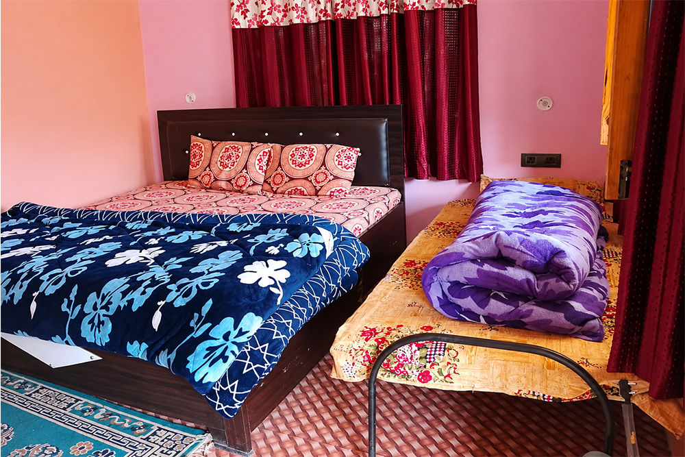Ghughuti Home Stay photo
