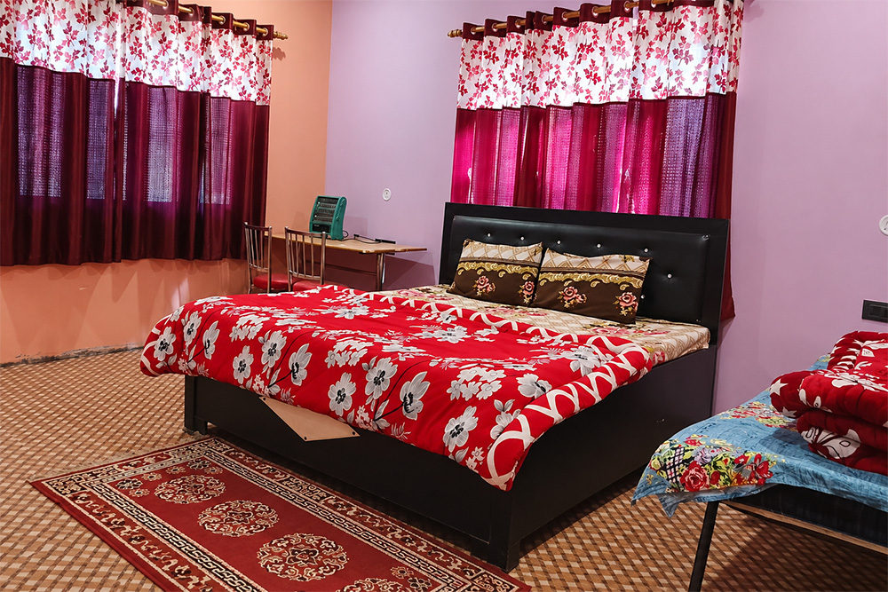 Ghughuti Home Stay photo