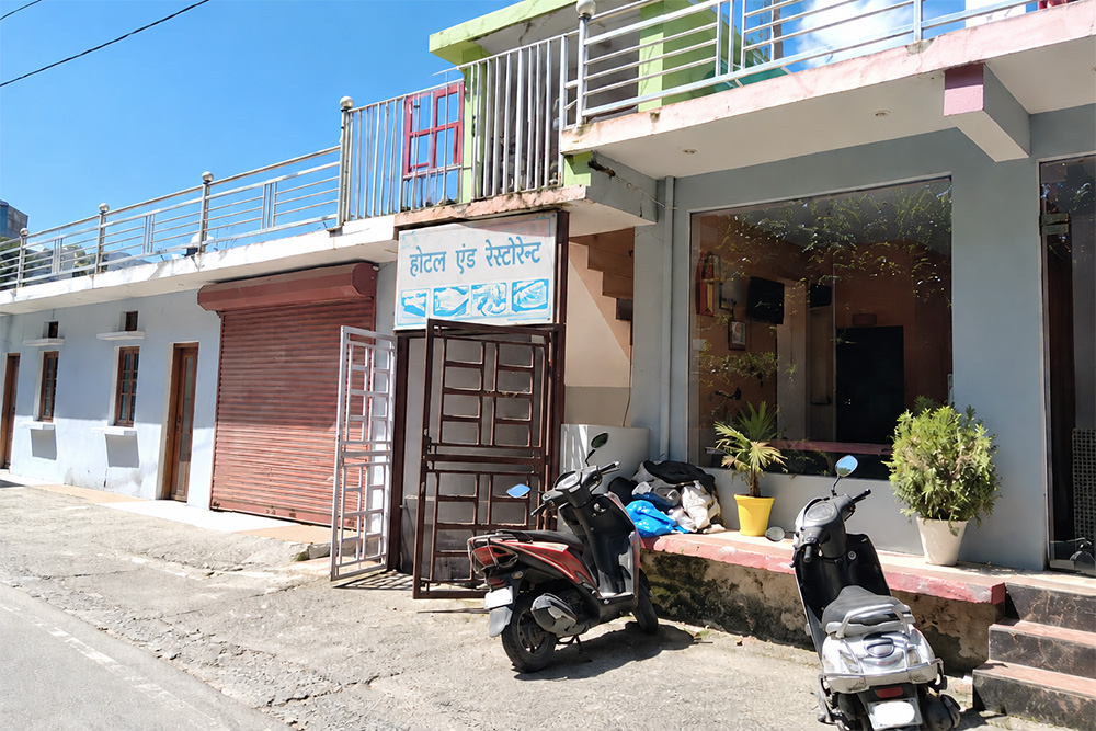 Gallery image
